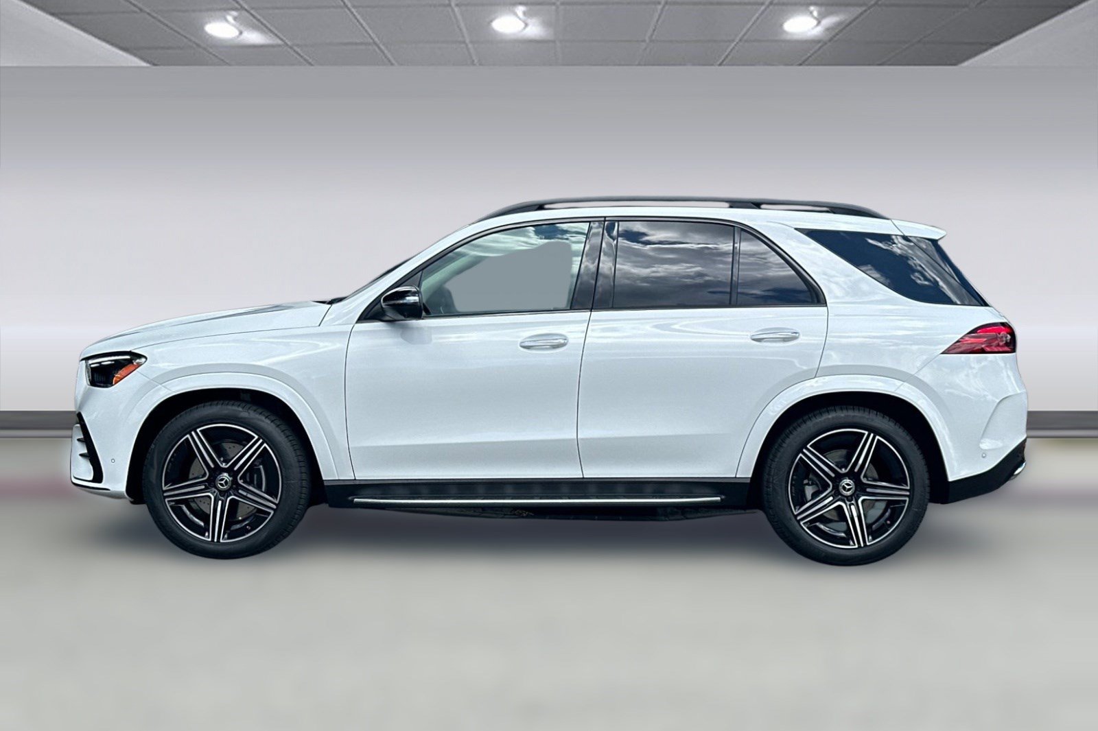 New 2026 Mercedes-Benz GLE 450 4MATIC image 2