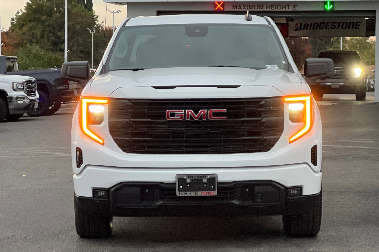 New 2026 GMC Sierra 1500 Elevation image 3