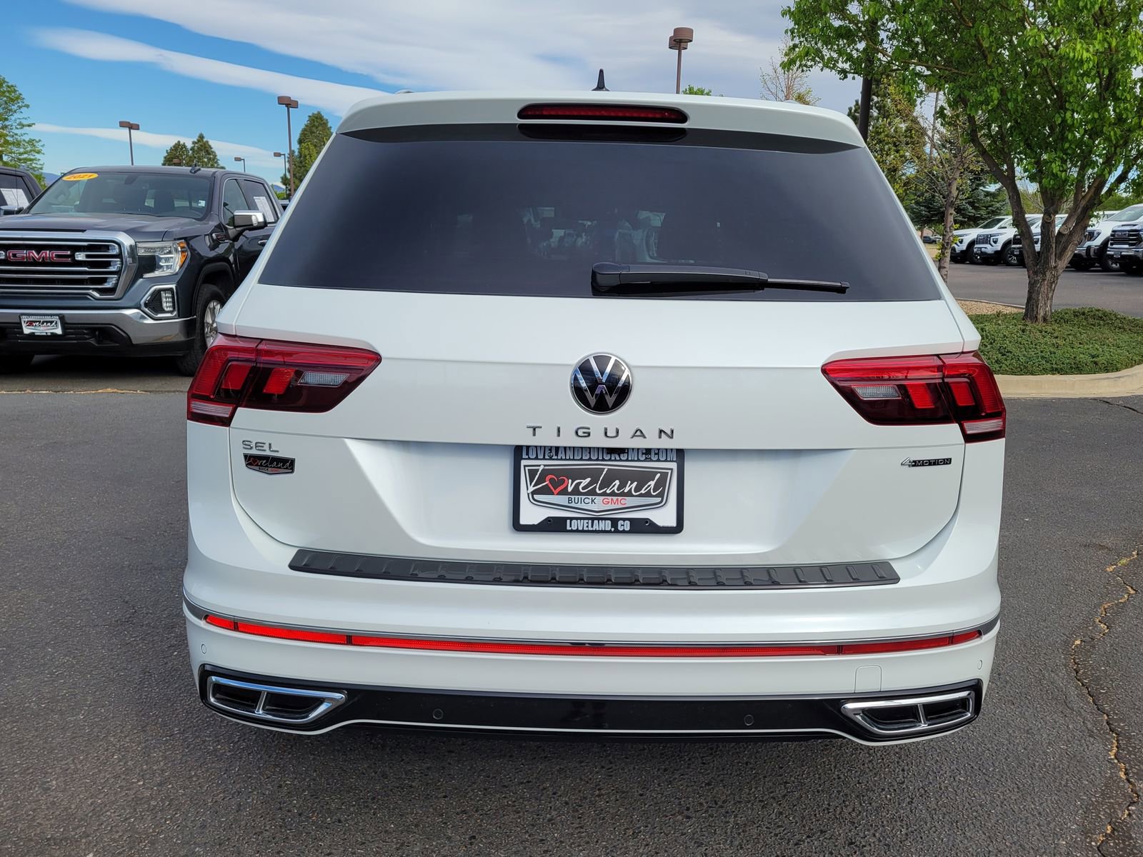 Used 2023 Volkswagen Tiguan SEL R-Line AWD/4WD image 12