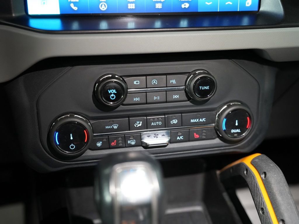 Used 2022 Ford Bronco Badlands image 23