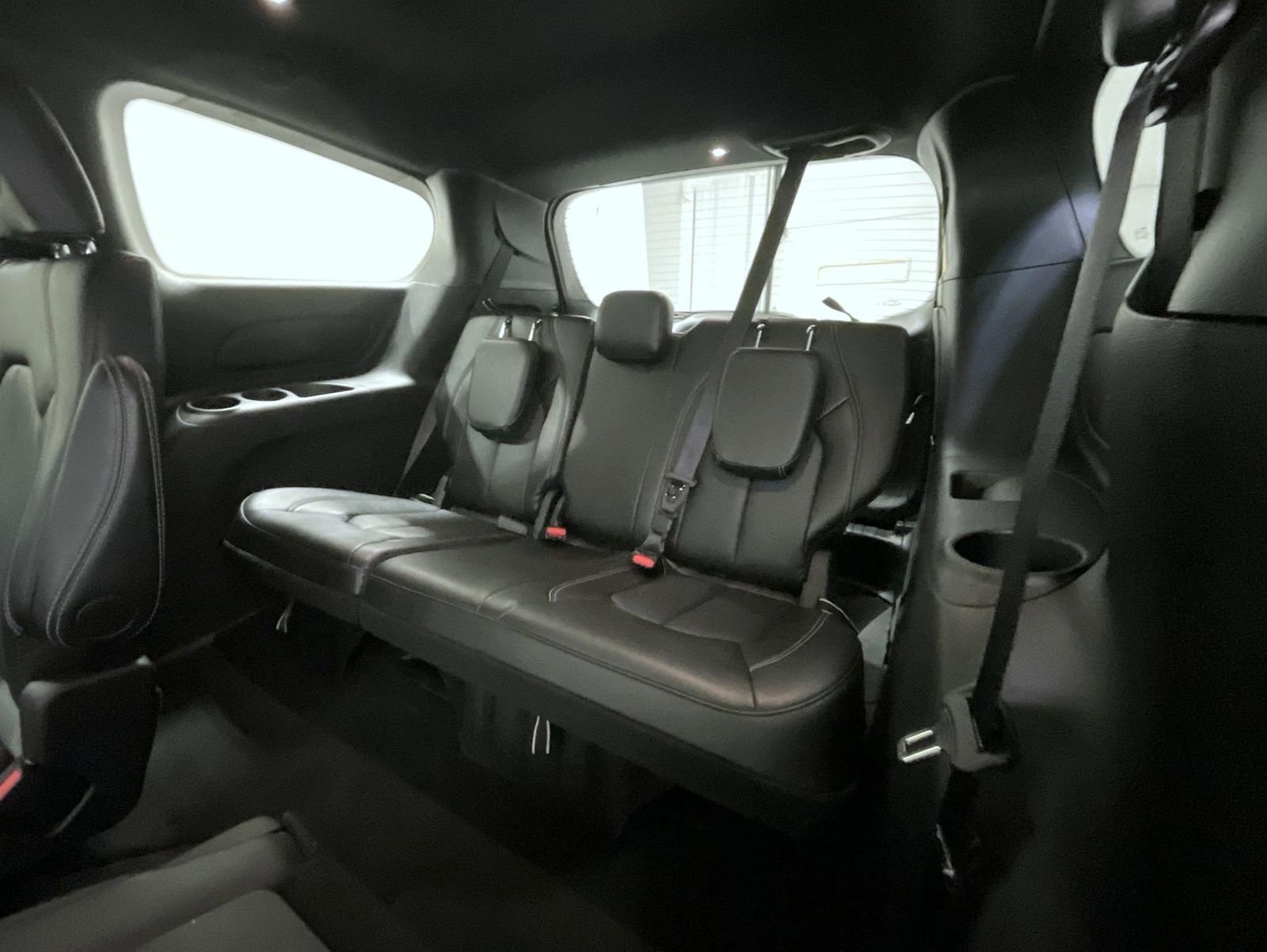 Used 2025 Chrysler Pacifica Select image 20