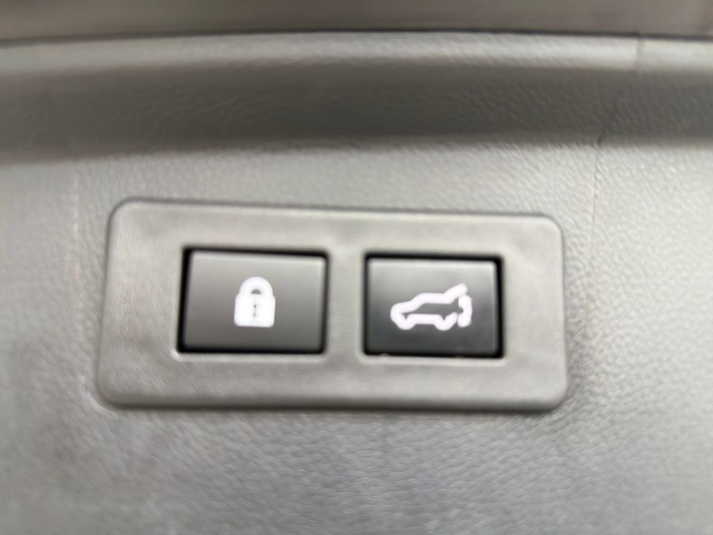 Certified 2023 Subaru Outback Premium image 34