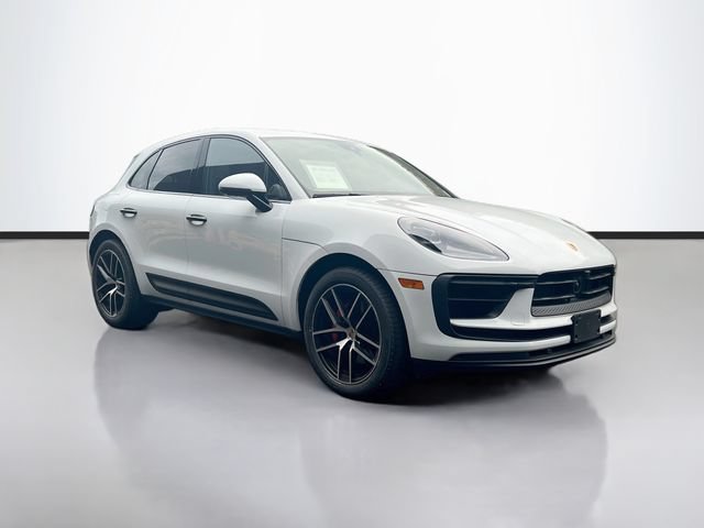 Certified 2023 Porsche Macan S AWD/4WD image 12