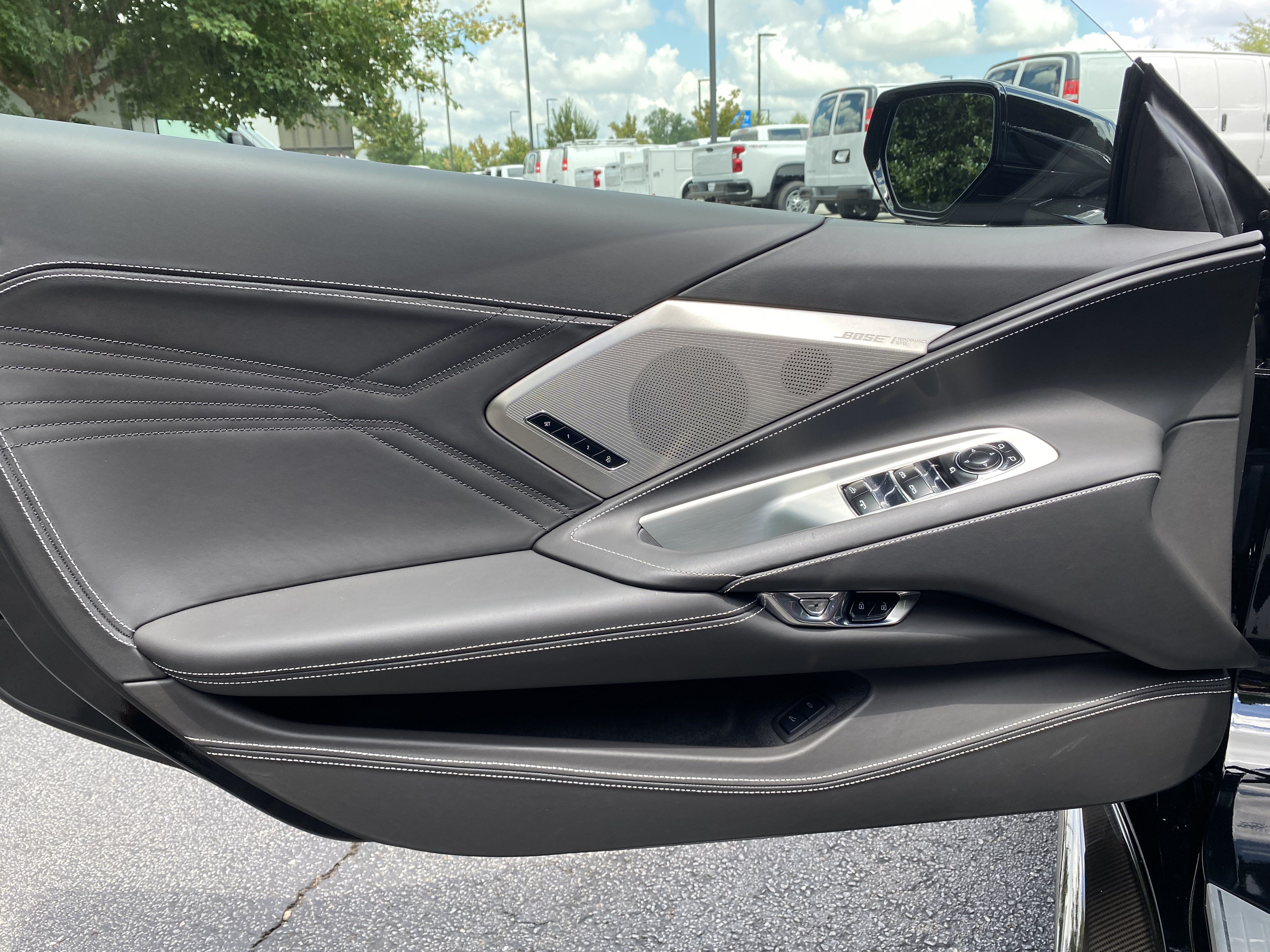 Used 2024 Chevrolet Corvette Z06 RWD image 15