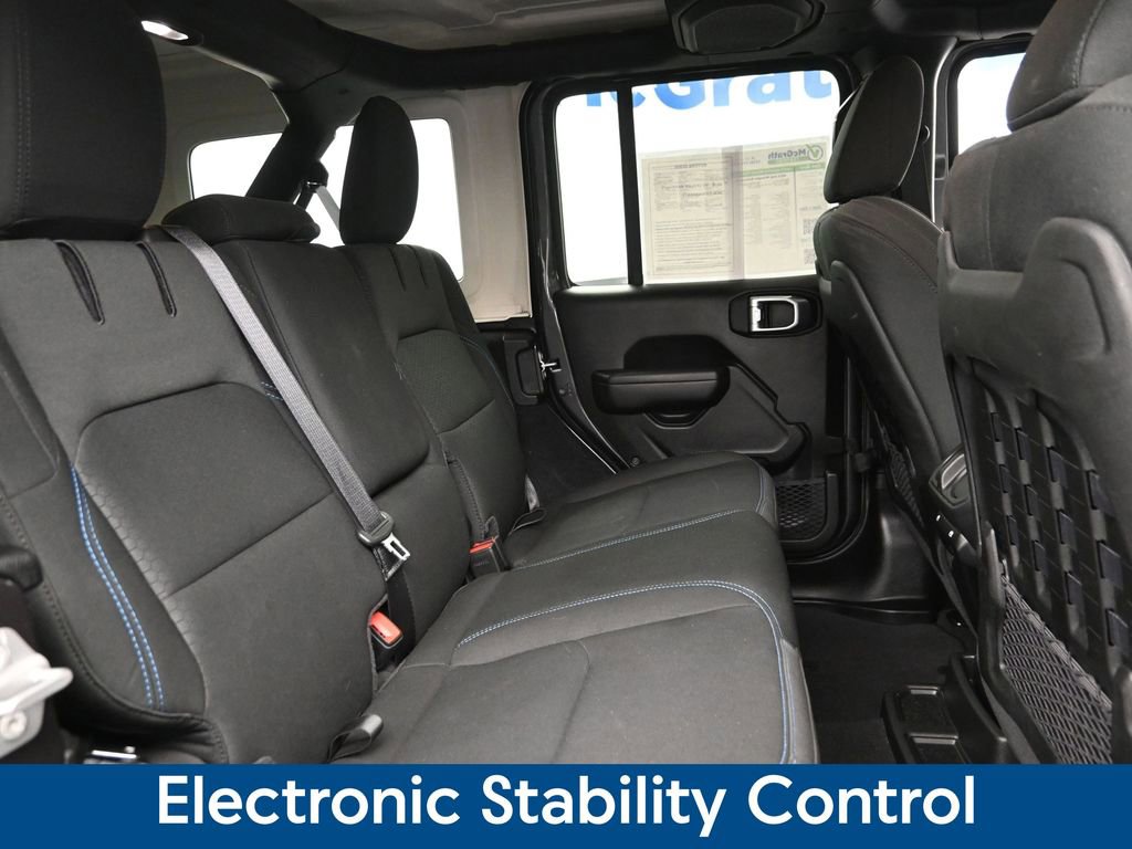 Used 2023 Jeep Wrangler Unlimited Rubicon 4xe image 9