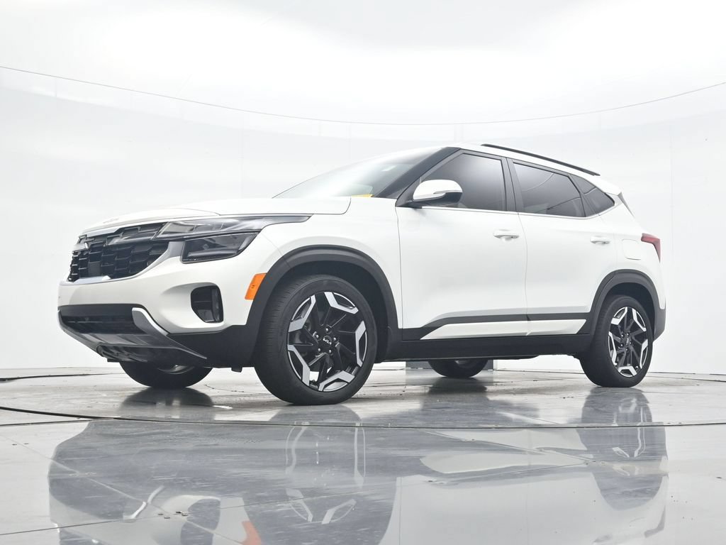 Used 2024 Kia Seltos SX w/ SX Sunroof Package AWD/4WD image 30
