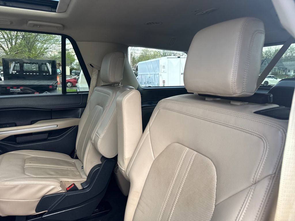 Used 2023 Ford Expedition Limited AWD/4WD image 42