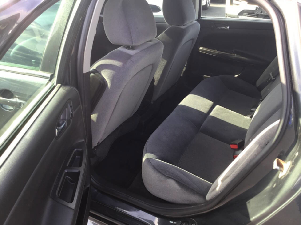 Used 2016 Chevrolet Impala Limited LS FWD image 11