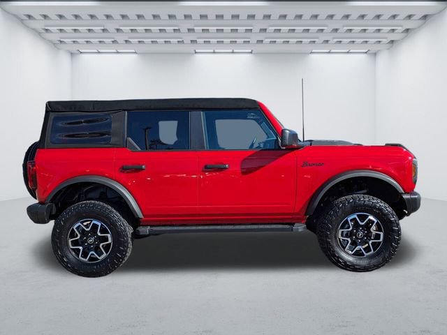Used 2023 Ford Bronco Black Diamond image 3