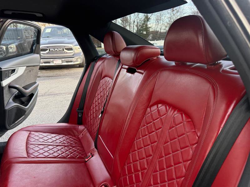Used 2018 Audi S4 Premium Plus image 23