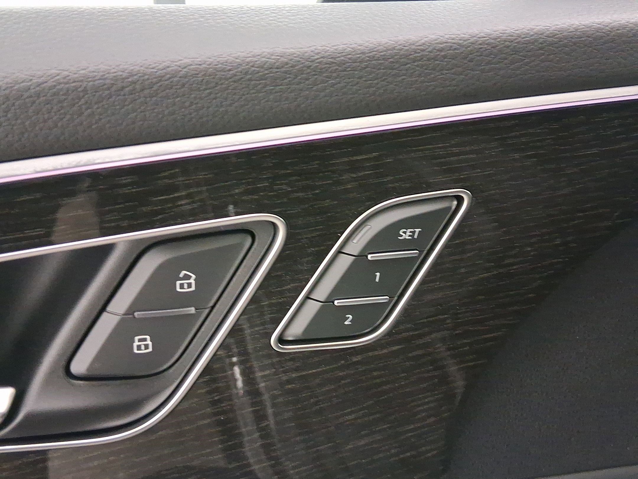 New 2026 Audi Q8 Premium image 12