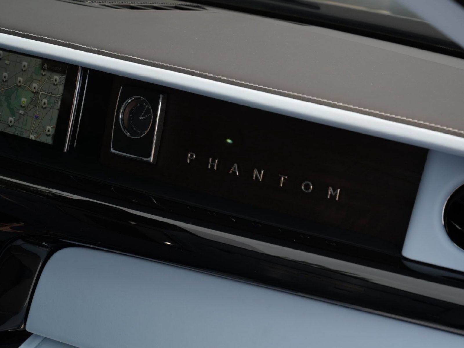 Certified 2024 Rolls-Royce Phantom Sedan w/ The Phantom Package RWD image 49