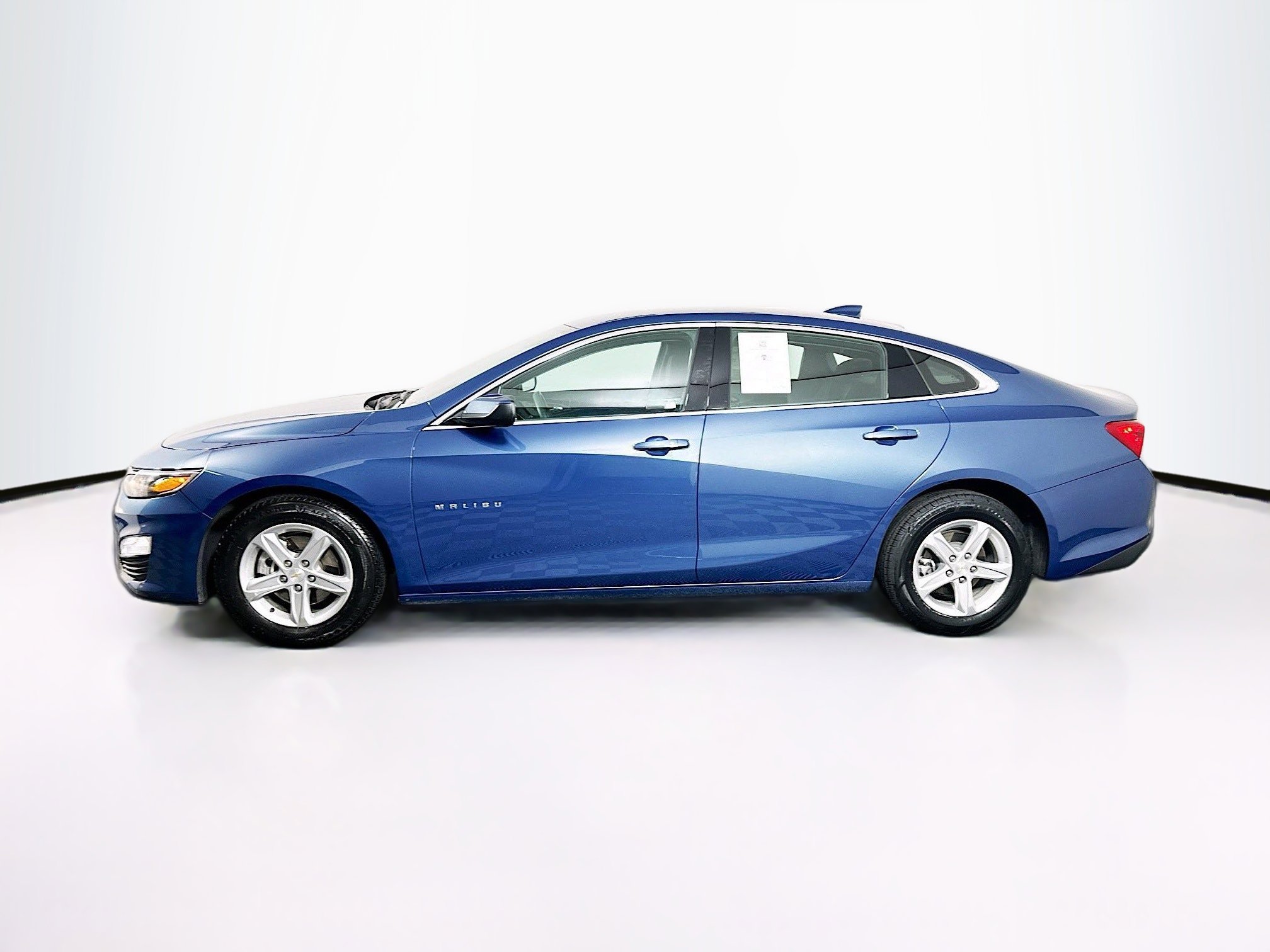 Used 2024 Chevrolet Malibu LT FWD image 4