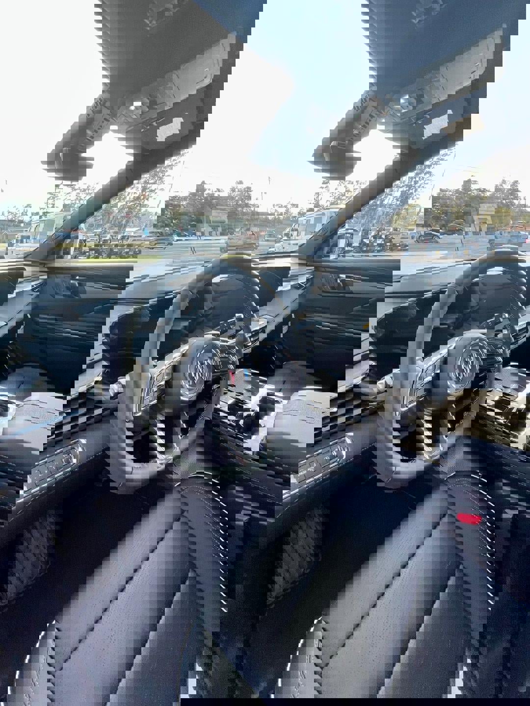 New 2026 Buick Enclave Sport Touring image 9