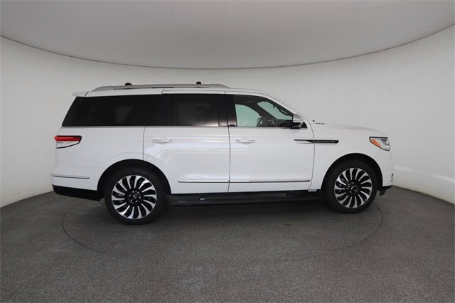 Used 2024 Lincoln Navigator Black Label image 22