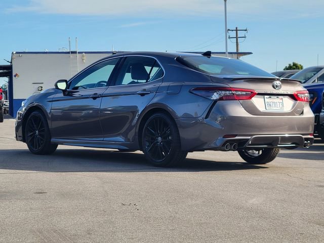 Used 2021 Toyota Camry XSE FWD video 2