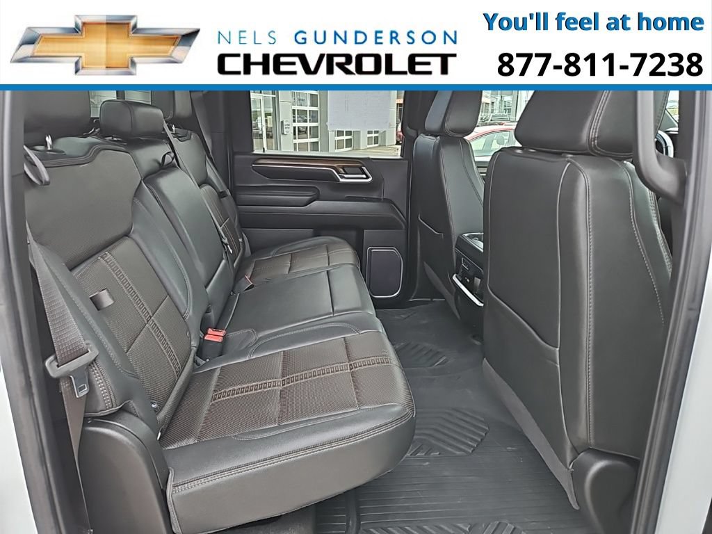 Used 2024 Chevrolet Silverado 3500 High Country w/ Z71 Off-Road Package AWD/4WD image 12