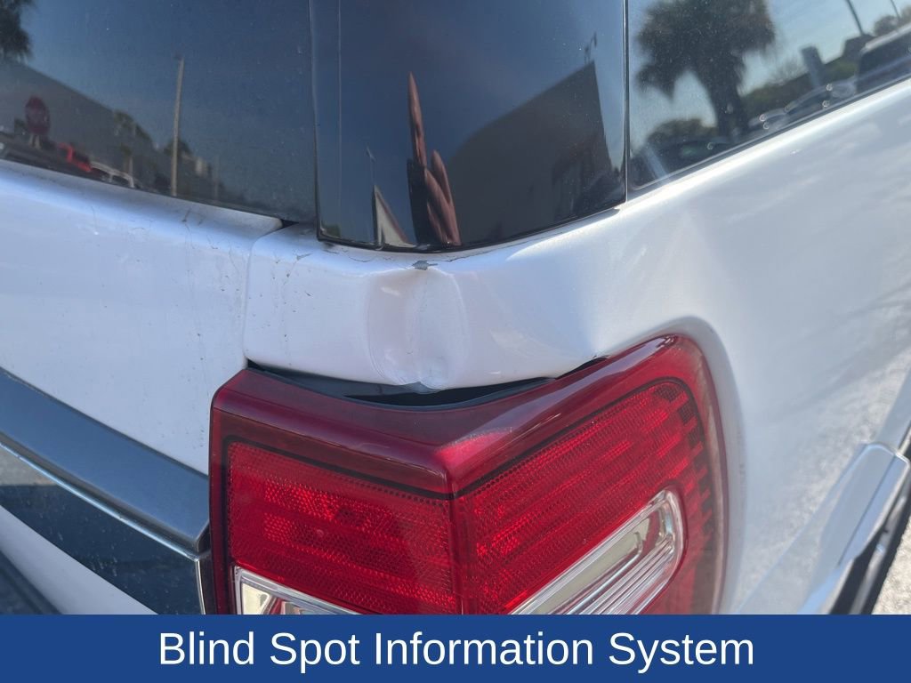 Used 2017 Ford Expedition Limited w/ Equipment Group 301A image 7