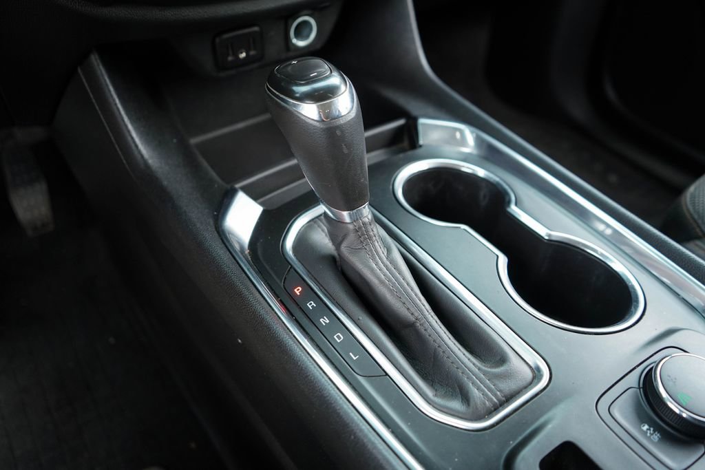 Used 2020 Chevrolet Traverse LS w/ LPO, Blackout Package image 31