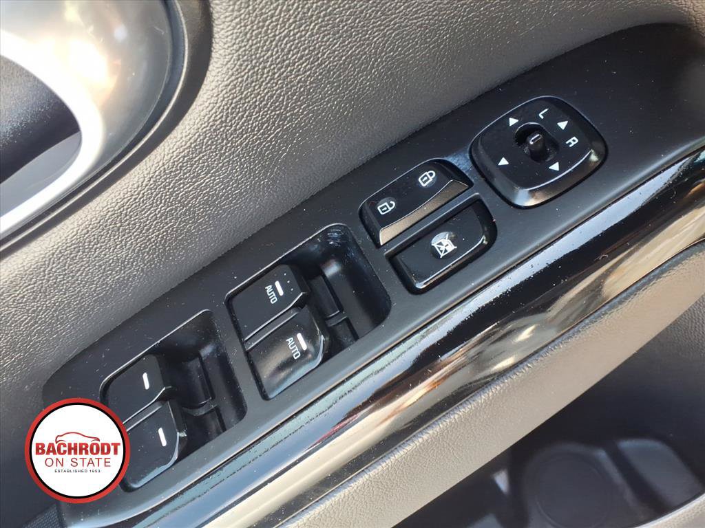 Used 2016 Kia Soul + w/ Soulful Package FWD image 17