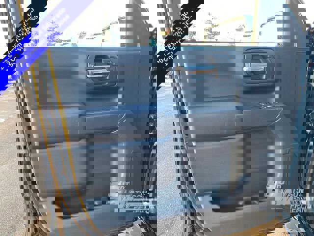 New 2026 Chevrolet Silverado 1500 Custom Trail Boss w/ LPO, Dark Essentials Package image 11