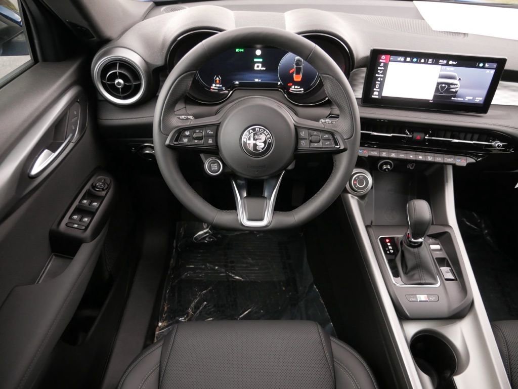 New 2024 Alfa Romeo Tonale Ti w/ Active Assist Package image 22