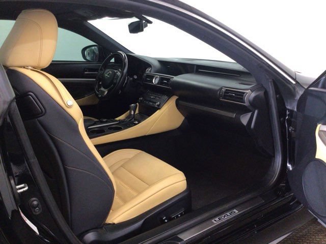 Used 2017 Lexus RC 200t F Sport RWD image 11