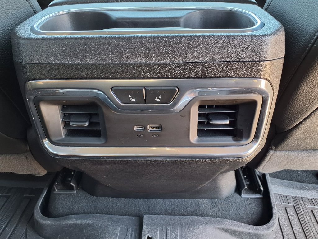 Used 2024 GMC Sierra 2500 Denali w/ Technology Package AWD/4WD image 18
