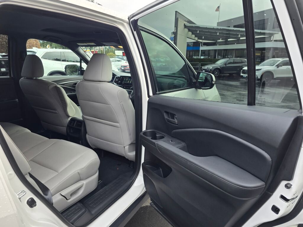 Certified 2023 Honda Passport EX-L image 10