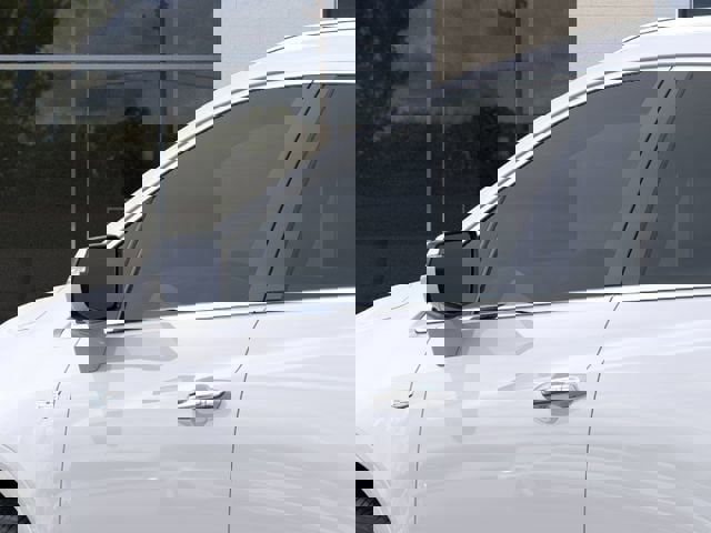 New 2026 Cadillac XT5 Luxury image 12