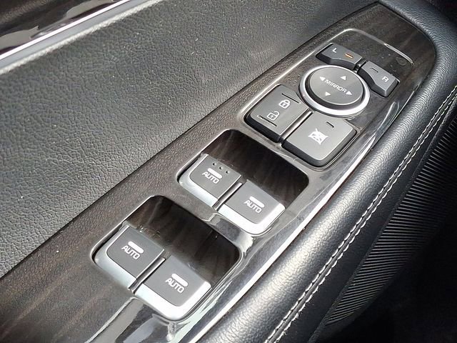 Used 2020 Kia Sorento LX image 24