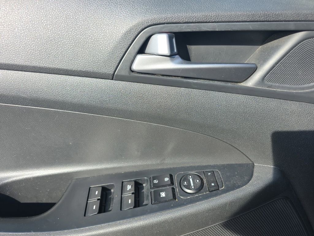Used 2017 Hyundai Tucson SE image 22