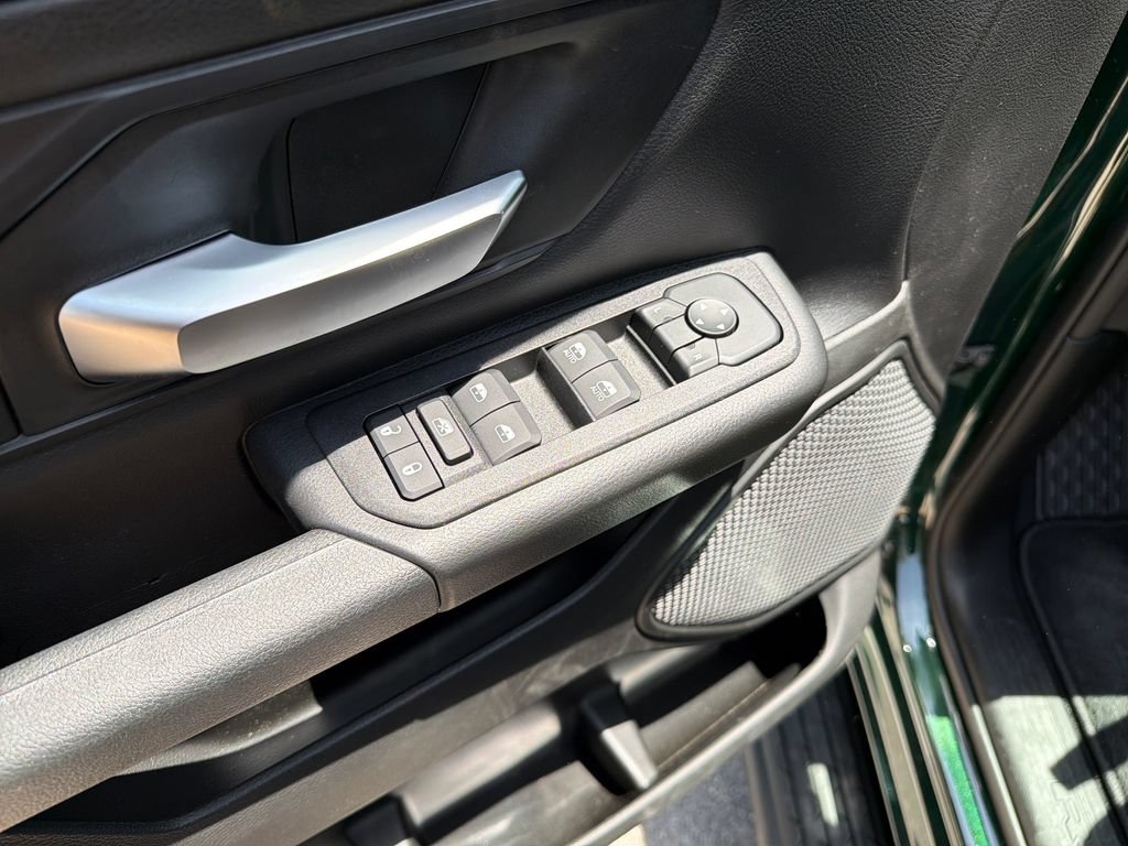 New 2026 RAM 1500 Express AWD/4WD image 20