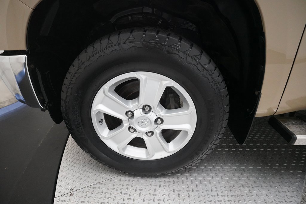 Used 2020 Toyota Tundra SR5 image 27