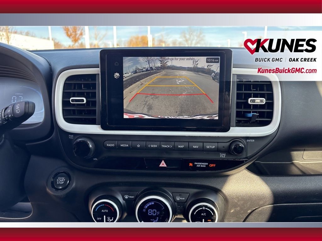 Used 2023 Hyundai Venue Limited w/ Cargo Package image 20