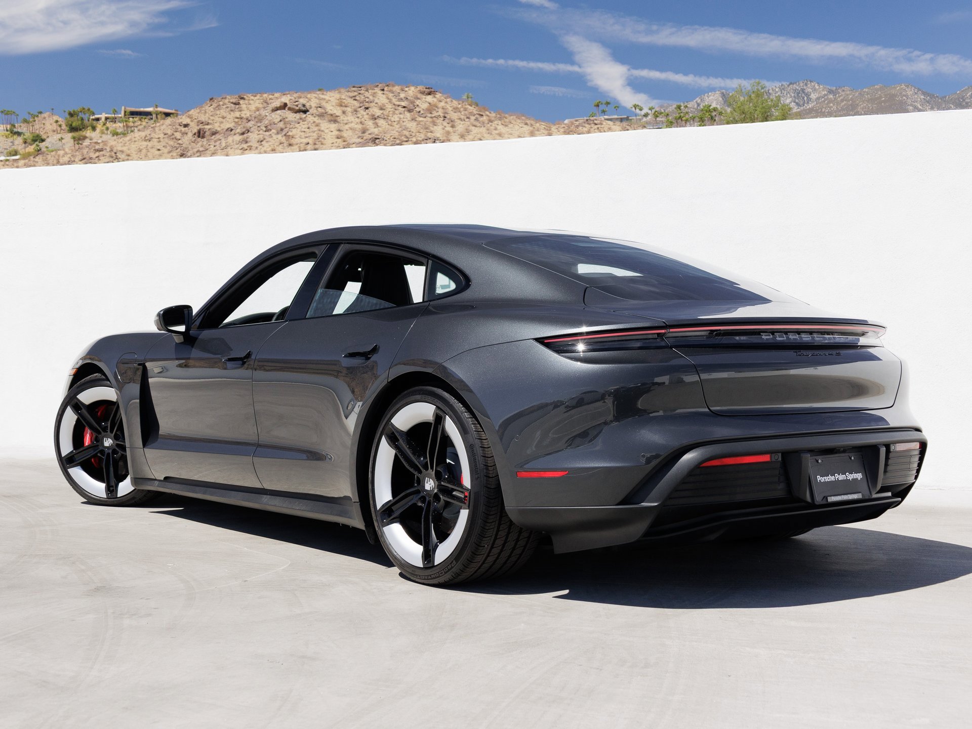 New 2025 Porsche Taycan 4S image 3