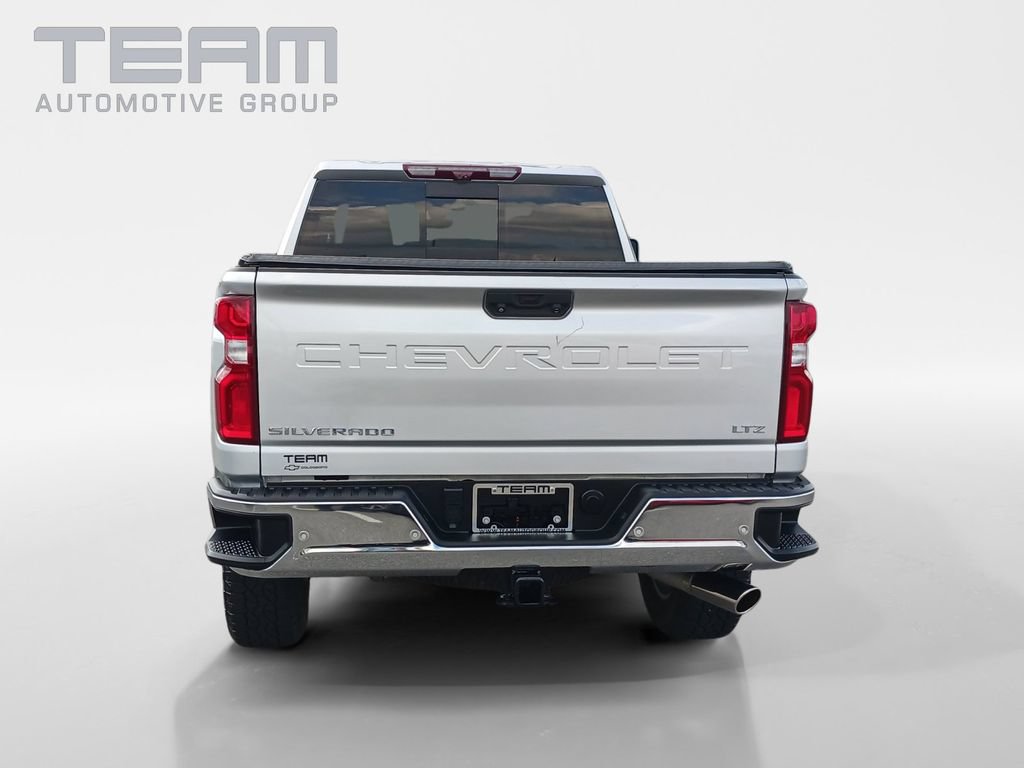 Used 2022 Chevrolet Silverado 2500 LTZ w/ LTZ Premium Package RWD image 6