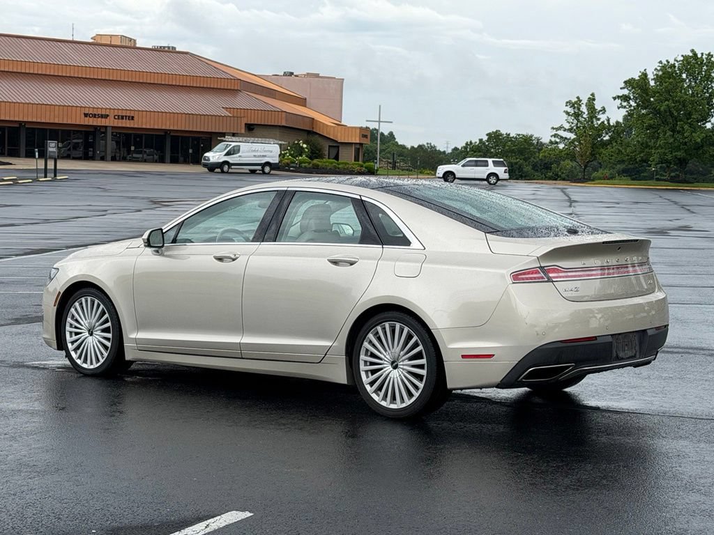 Used 2017 Lincoln MKZ Reserve FWD image 5