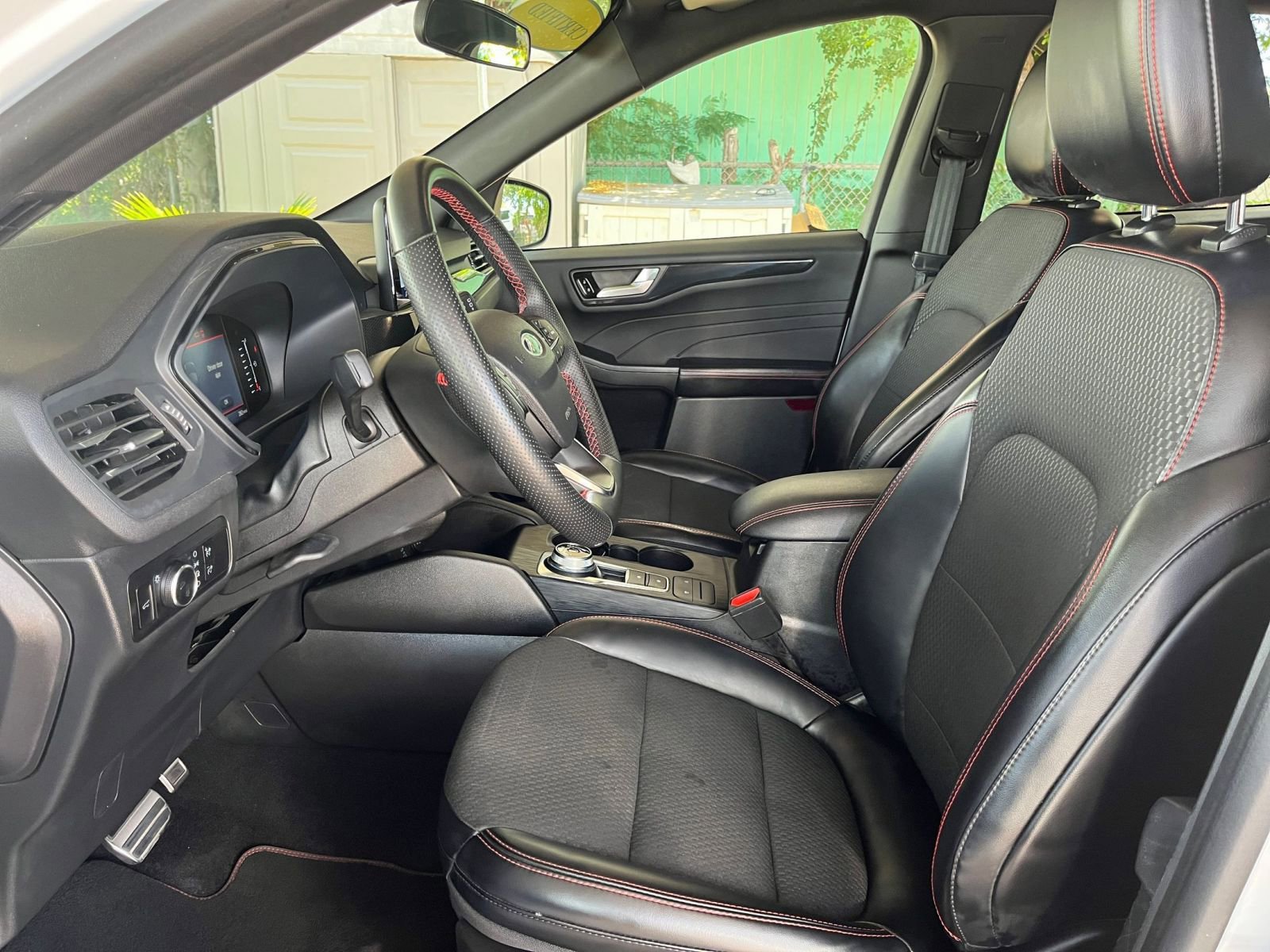 Used 2023 Ford Escape ST-Line image 27