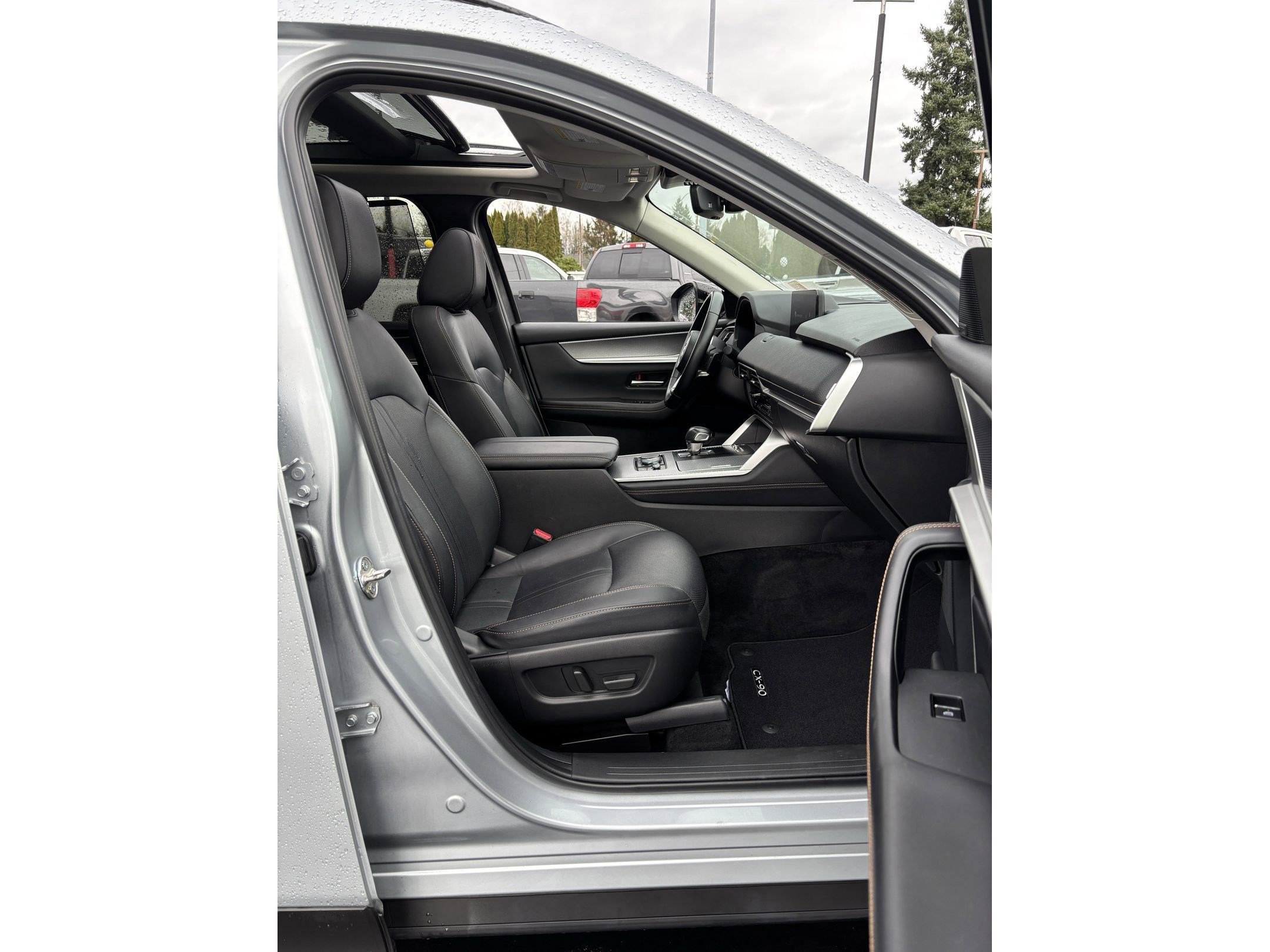 Used 2025 MAZDA CX-90 3.3 Turbo w/ Premium Sport Pkg image 9