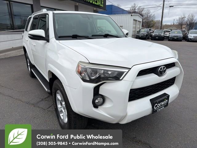 Used 2016 Toyota 4Runner SR5 Premium image 3