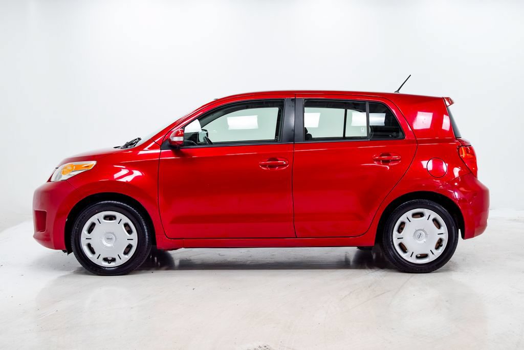 Used 2012 Scion xD FWD image 22