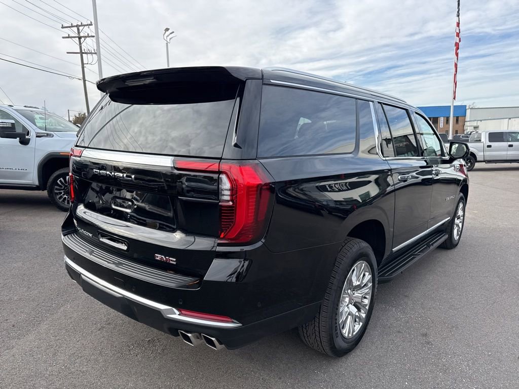 New 2026 GMC Yukon XL Denali image 5