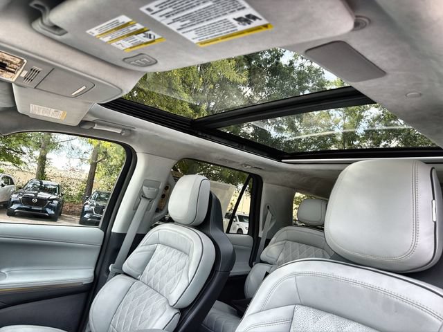 New 2027 Lincoln Navigator L Black Label AWD/4WD image 22