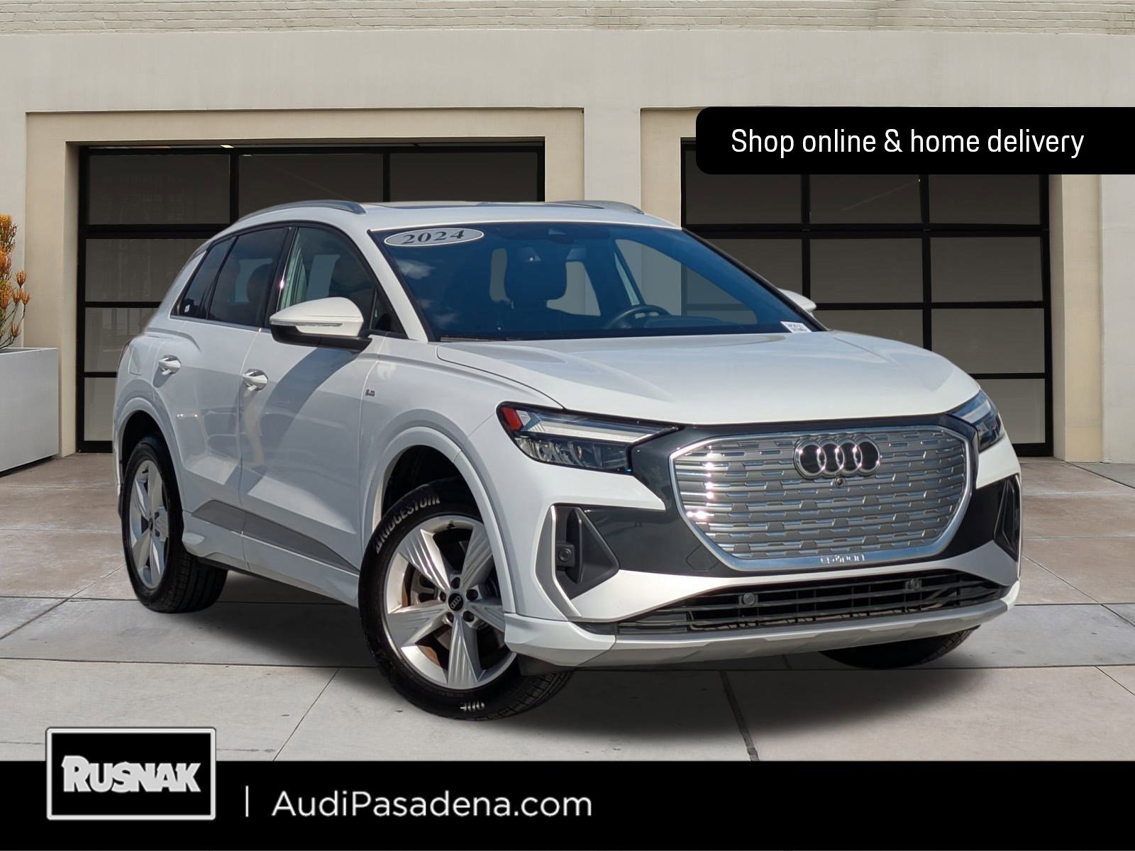 Used 2024 Audi Q4 e-tron Premium image 1