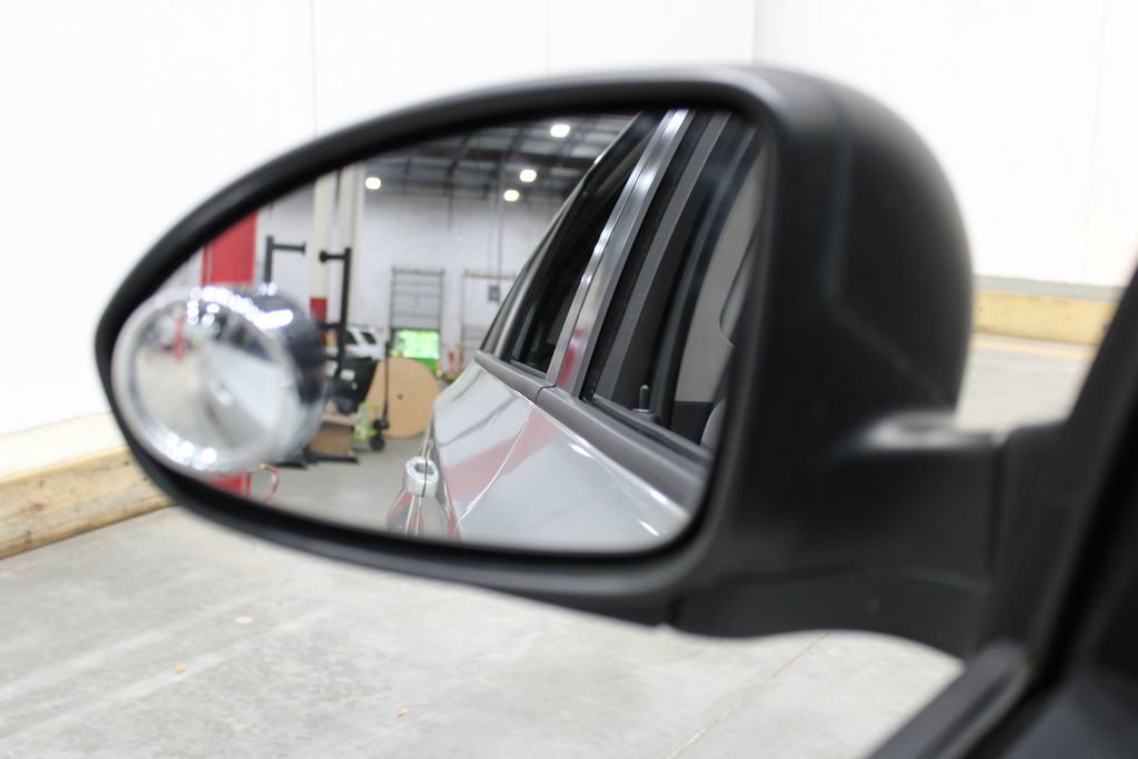 Used 2014 Chevrolet Cruze LS image 30