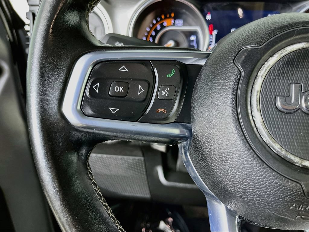 Used 2020 Jeep Wrangler Unlimited Sahara AWD/4WD image 15