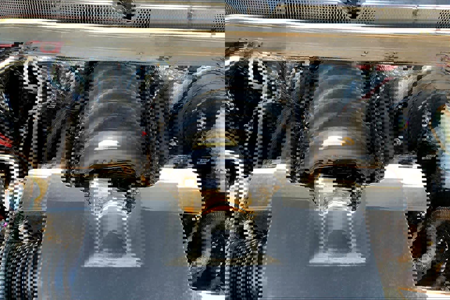 Used 2015 GMC Yukon SLT w/ HD Trailering Package image 32