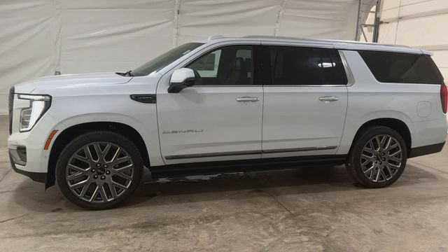 New 2026 GMC Yukon XL Denali Ultimate AWD/4WD image 5