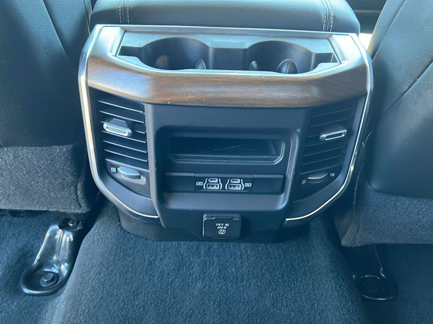 Used 2022 RAM 3500 Laramie AWD/4WD image 18